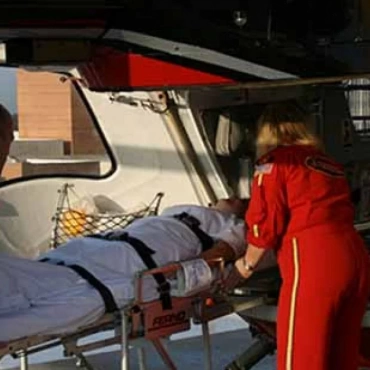 🎓 ¿Estás pensando en estudiar Técnico en Emergencias Sanitarias? PUEDES ACCEDER MEDIANTE LAS PRUEBAS LIBRES 2025